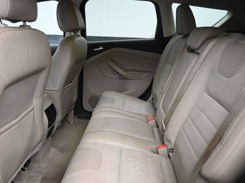 Used 2016 Ford Escape SE w/ SE Chrome Package FWD image 19