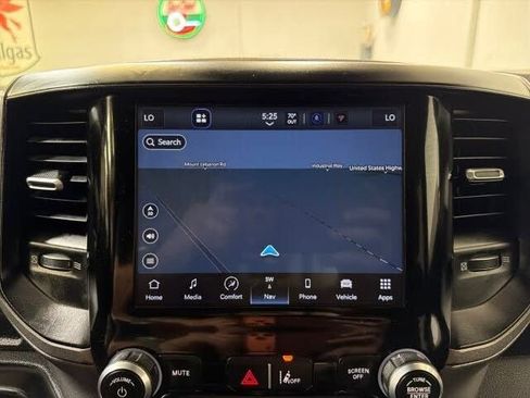 Used 2023 RAM 2500 Tradesman w/ Safety Group AWD/4WD image 21
