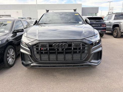Used 2022 Audi SQ8 Prestige AWD/4WD image 2