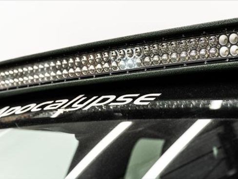 Used 2022 Rivian R1T Adventure image 28