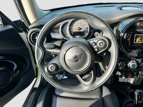 Used 2020 MINI Cooper S image 20