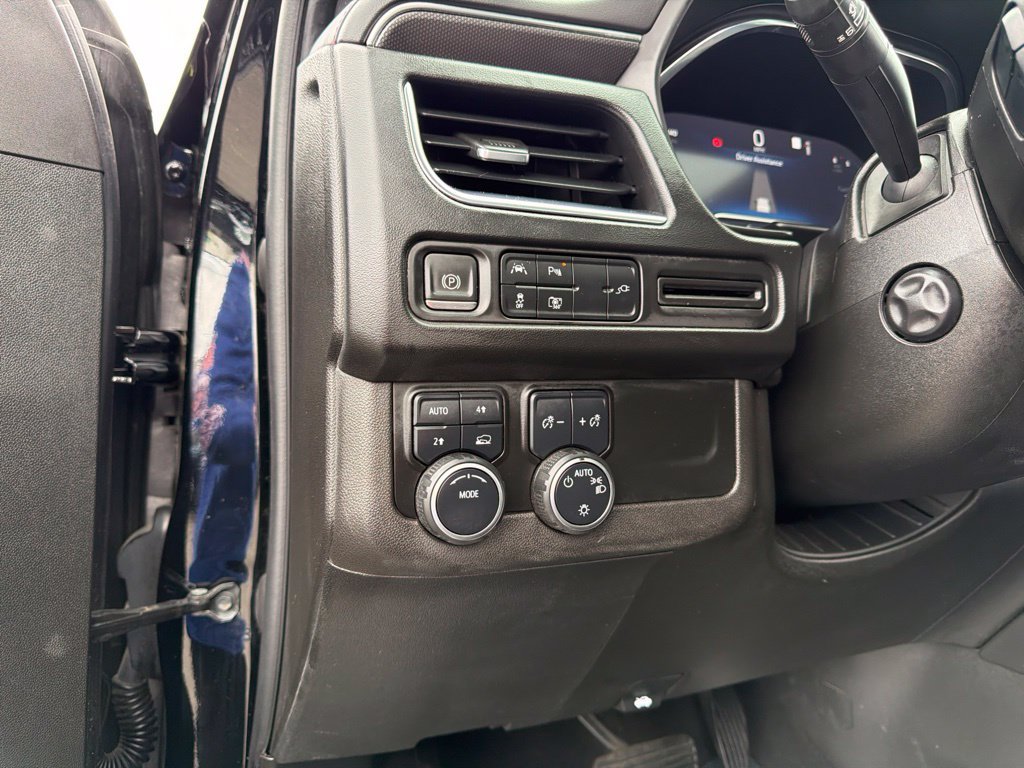 Used 2022 Chevrolet Tahoe RST w/ Luxury Package AWD/4WD image 43