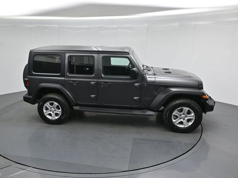Used 2022 Jeep Wrangler Unlimited Sport image 52