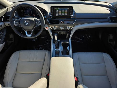 Used 2018 Honda Accord EX-L image 2