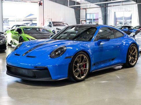 Used 2023 Porsche 911 GT3 image 2