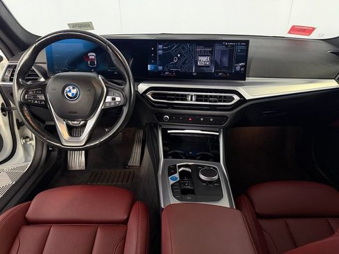 Used 2023 BMW i4 eDrive35 RWD image 15