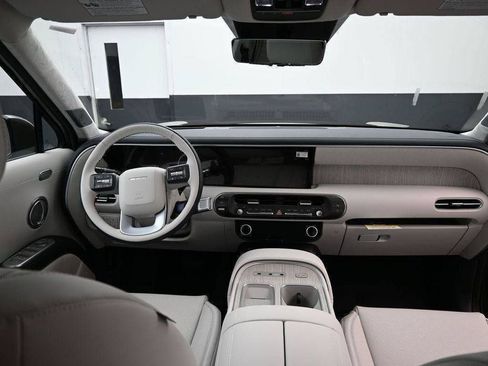 New 2026 Hyundai Palisade Calligraphy FWD image 9