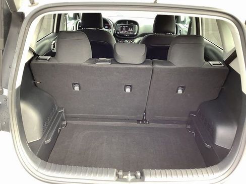 Used 2024 Kia Soul LX w/ Option Group 015 image 28