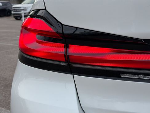Used 2023 BMW 530i w/ Premium Package image 10