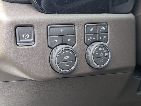 New 2026 Chevrolet Silverado 3500 LT w/ All Star Edition AWD/4WD image 12
