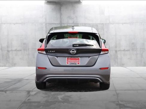 Certified 2025 Nissan Leaf S FWD image 6