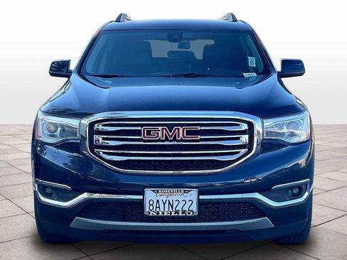 Used 2018 GMC Acadia SLT image 3
