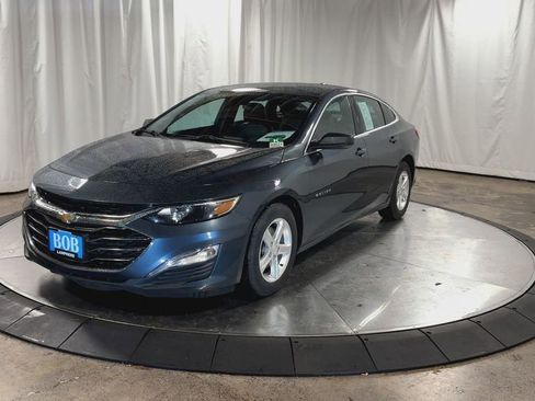 Used 2019 Chevrolet Malibu LS image 4