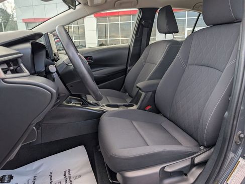 Used 2023 Toyota Corolla LE image 11