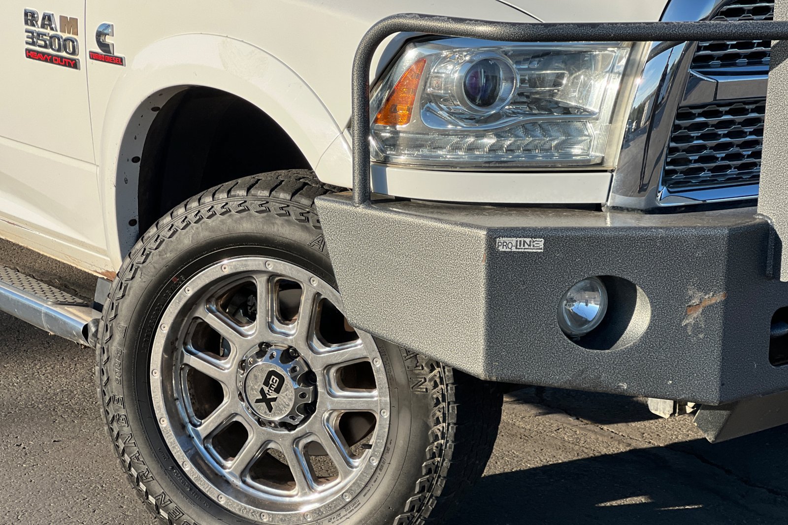 Used 2014 RAM 3500 Laramie w/ Convenience Group AWD/4WD image 29