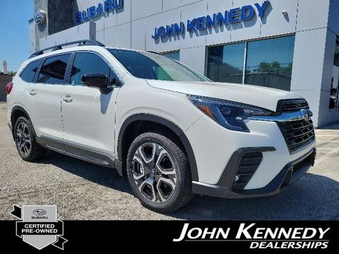Certified 2025 Subaru Ascent Limited AWD/4WD image 1