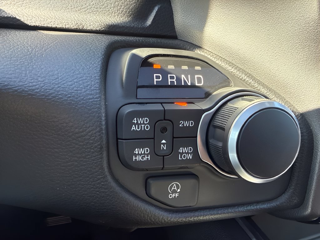 Used 2025 RAM 1500 Big Horn AWD/4WD image 21