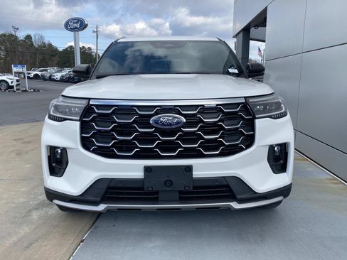 New 2026 Ford Explorer Platinum image 9