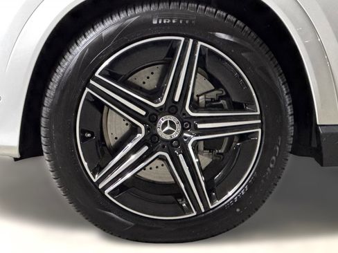 New 2025 Mercedes-Benz GLE 580 4MATIC image 11