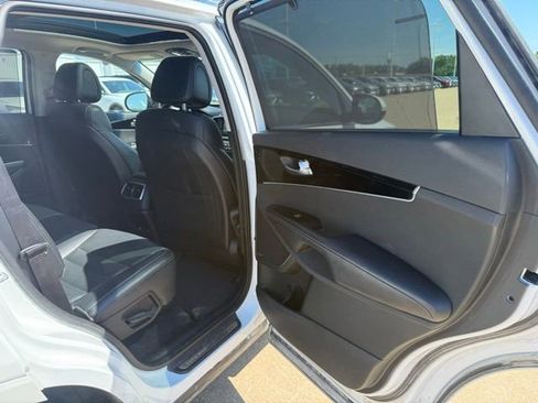 Used 2016 Kia Sorento SX FWD image 19