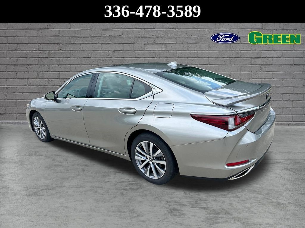 Used 2021 Lexus ES 350 w/ Premium Package FWD image 4