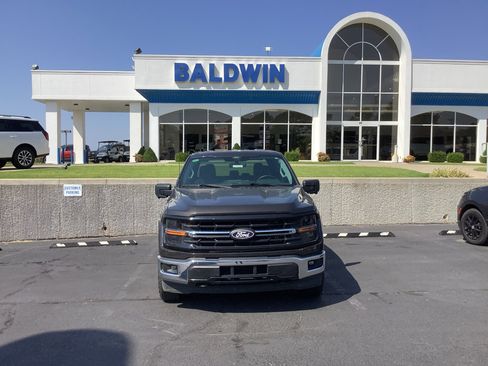 Used 2024 Ford F150 XLT w/ Mobile Office Package image 2