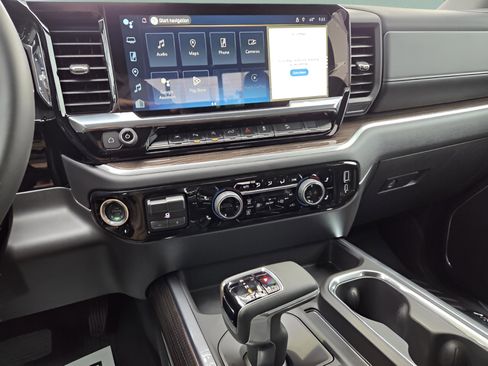 New 2026 Chevrolet Silverado 1500 LT Trail Boss w/ LT Trail Boss Premium Package image 13