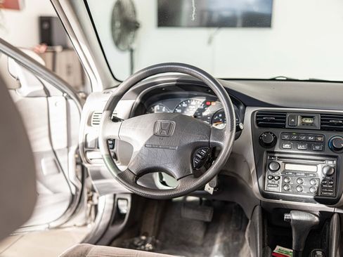 Used 2000 Honda Accord EX image 32