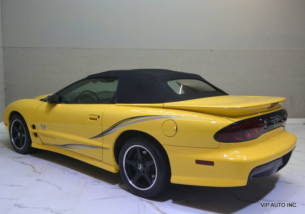 Used 2002 Pontiac Firebird Trans Am RWD image 19