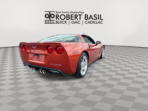 Used 2006 Chevrolet Corvette Coupe w/ Preferred Equipment Group RWD image 8