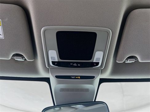 Used 2024 Honda HR-V LX image 19