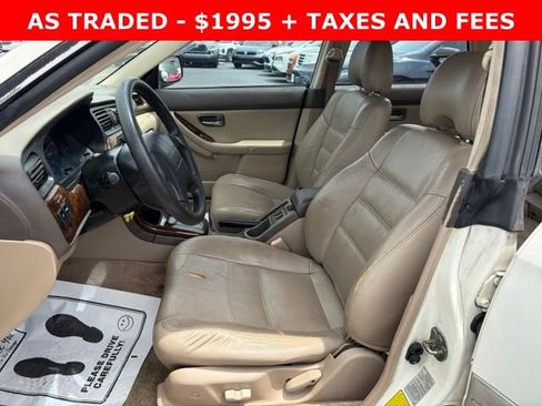Used 2001 Subaru Outback Wagon AWD/4WD image 13
