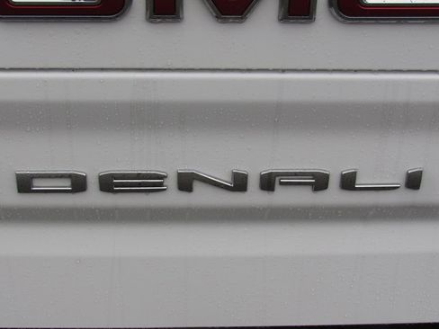 Used 2023 GMC Sierra 1500 Denali w/ Denali Reserve Package image 12