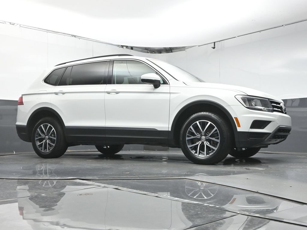 Used 2020 Volkswagen Tiguan SE FWD image 42