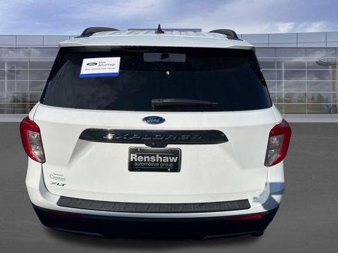 Used 2023 Ford Explorer XLT w/ Equipment Group 202A RWD image 5