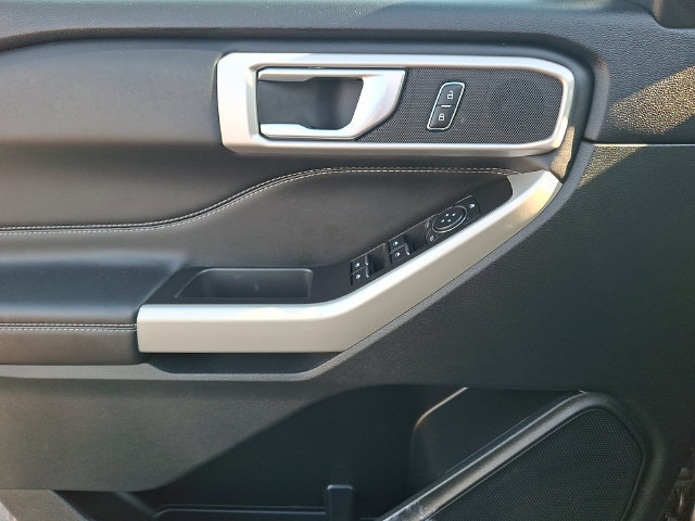 Certified 2023 Ford Explorer XLT AWD/4WD image 13