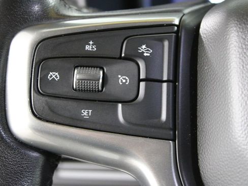 Used 2022 Chevrolet Tahoe Z71 image 40