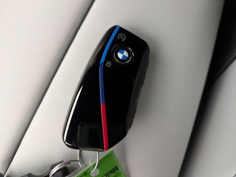 New 2026 BMW X5 M60i image 33