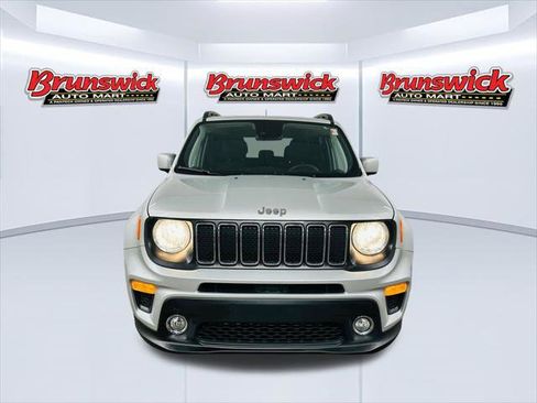 Certified 2021 Jeep Renegade Latitude AWD/4WD image 2