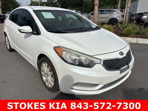 Used 2016 Kia Forte LX w/ LX Popular Plus Package FWD image 3
