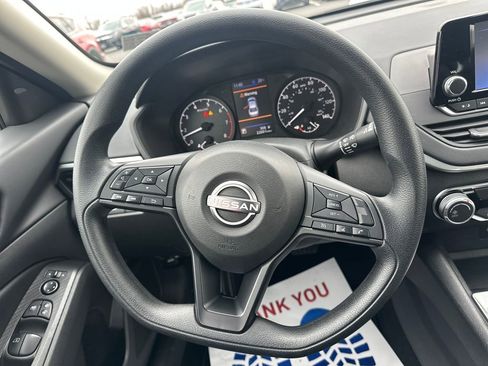 Used 2024 Nissan Altima 2.5 S image 19