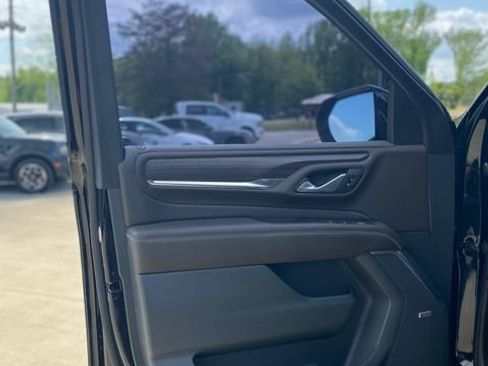Used 2022 GMC Yukon Denali AWD/4WD image 18