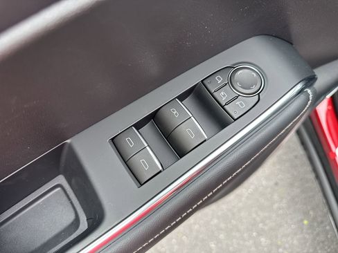 New 2026 GMC Acadia Denali w/ Super Cruise Package image 15