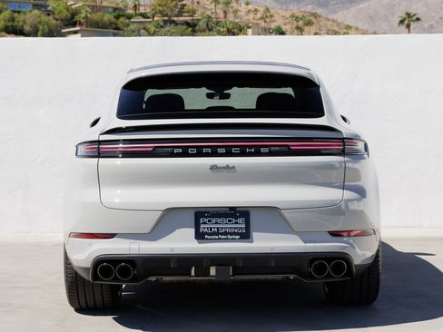 New 2025 Porsche Cayenne Turbo image 6