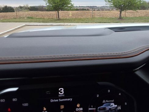 New 2026 GMC Sierra 1500 AT4 w/ Technology Package image 18