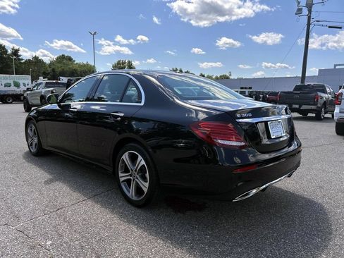 Used 2018 Mercedes-Benz E 300 4MATIC image 5