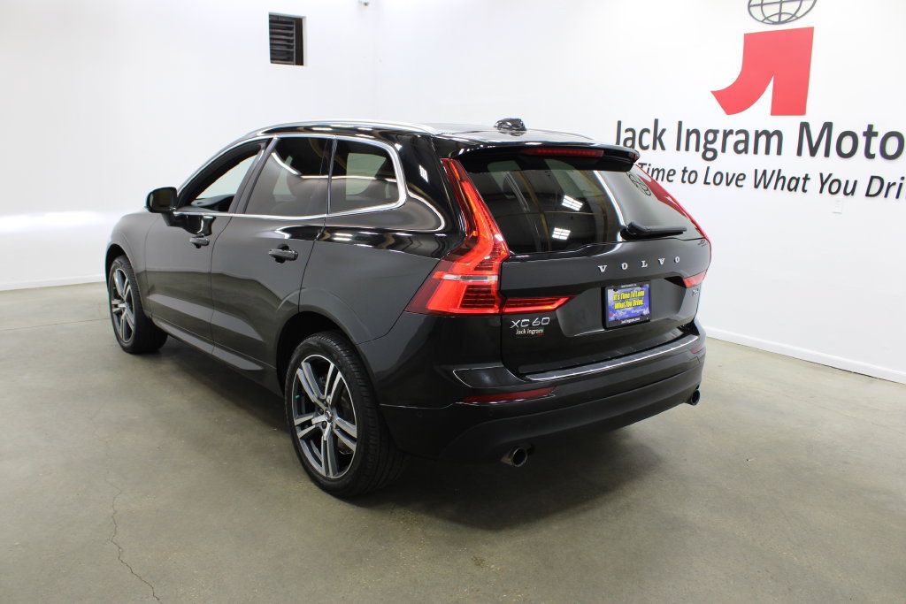 Used 2019 Volvo XC60 T6 Momentum w/ Premium Package AWD/4WD image 3