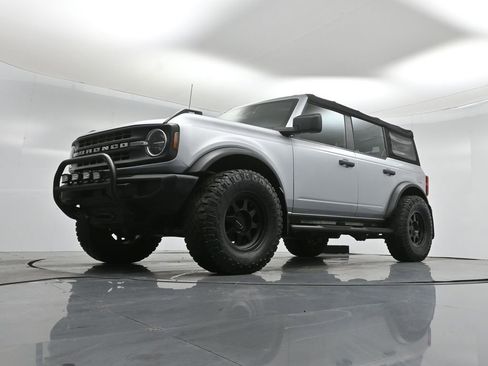 Used 2021 Ford Bronco 4-Door image 40