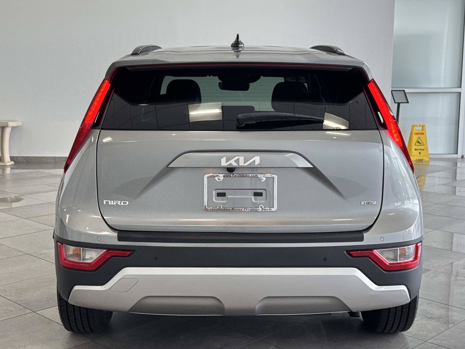 Used 2023 Kia Niro EX FWD image 25