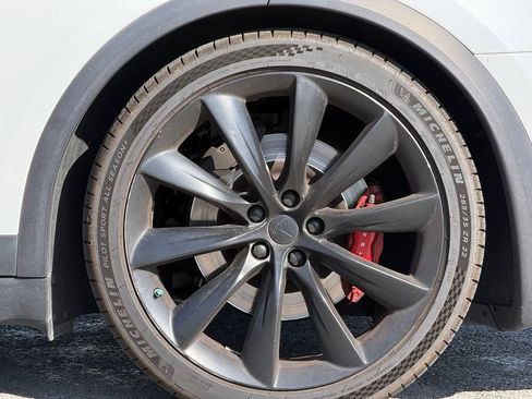 Used 2019 Tesla Model X Performance AWD/4WD image 3
